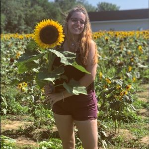 Meet your Posher, Taylor